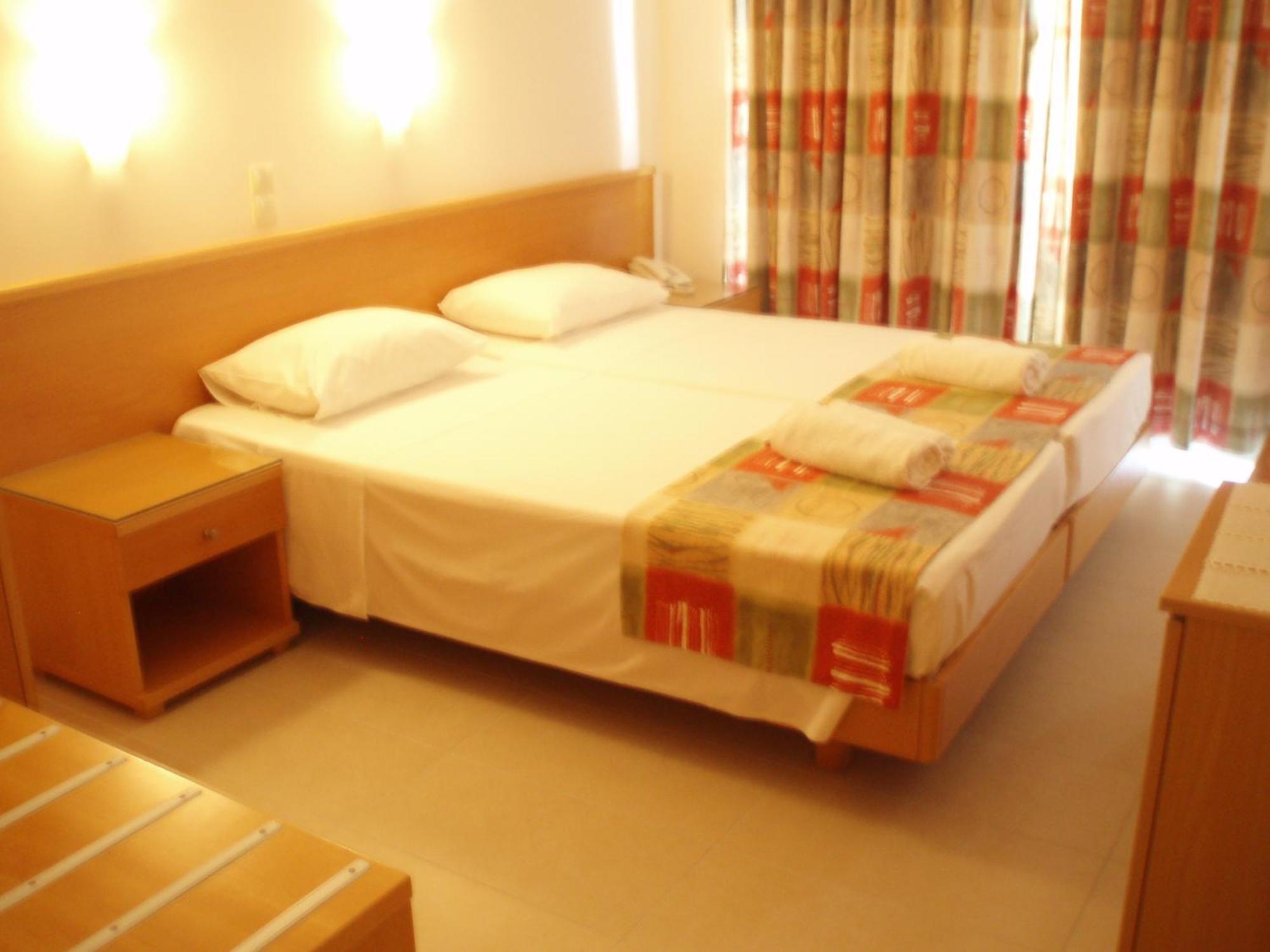 Nafsika Hotel Rhodes City 객실 사진